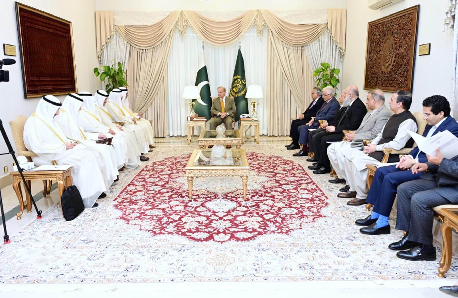 وزیراعظم شہباز شریف سے کویت کے وزیر خارجہ شیخ جراح جابر الاحمد الصباح کی ملاقات