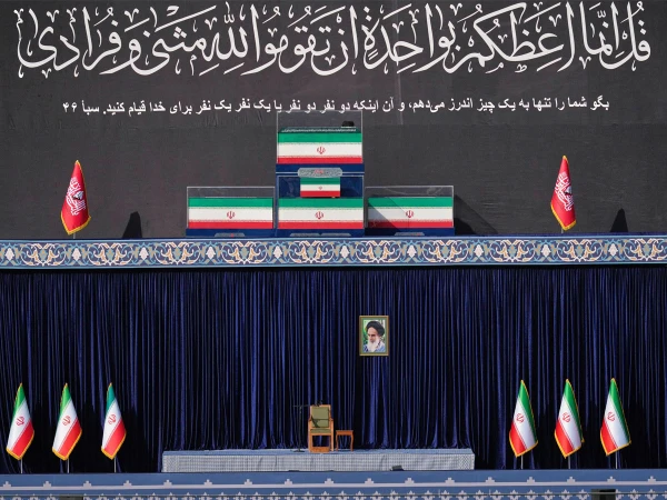 شہید ایرانی سپریم لیڈر آیت اللہ خامنہ ای اور اہلخانہ کی میتیں عوامی دیدار کیلئے رکھ دی گئیں